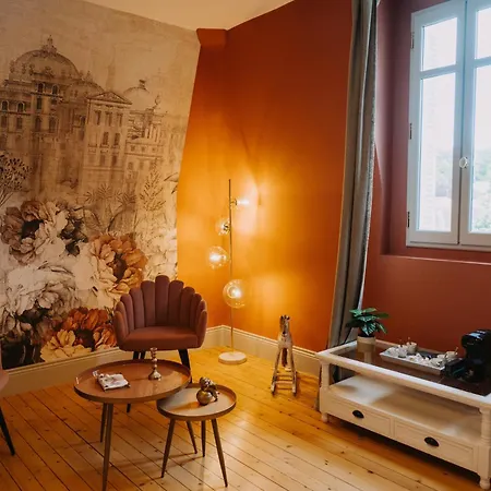 Casa de hóspedes Le Petit Château De Célestine